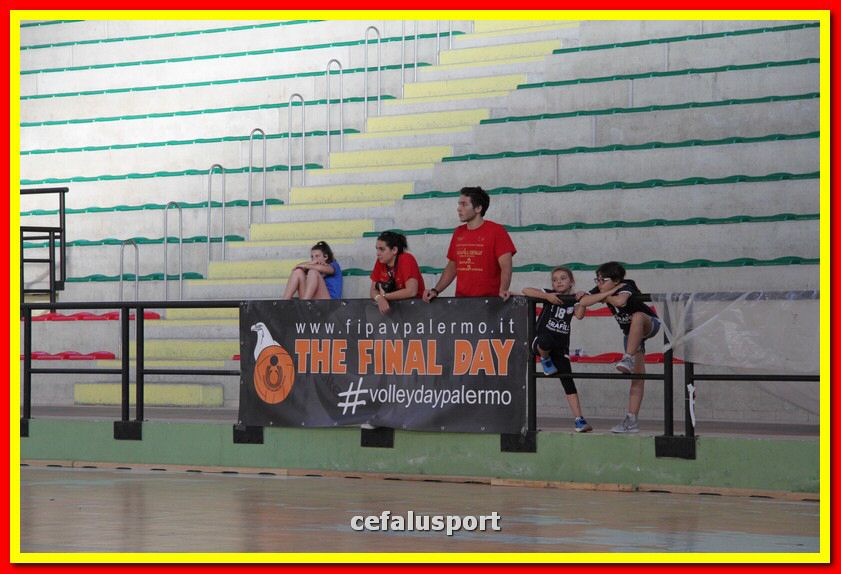150614 volley 428_tn.jpg